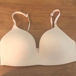 Bra 34D